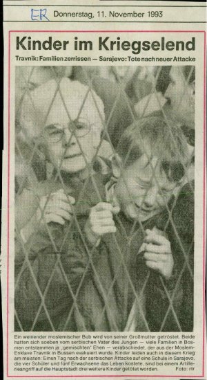 Kinder im Kriegselend  - nosilna